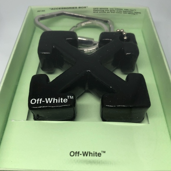 🆕 Off-White Arrow Bag Charm/ Key Ring - Picture 4 of 6